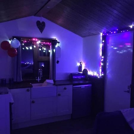 Croft B&B Accommodation With Hot Tub Gamrie Экстерьер фото